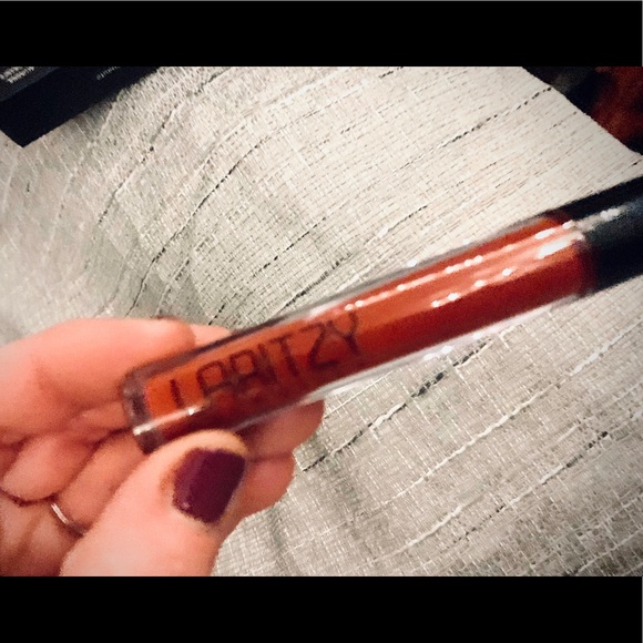 Makeup Bundle : Lips (2) - Picture 4 of 6